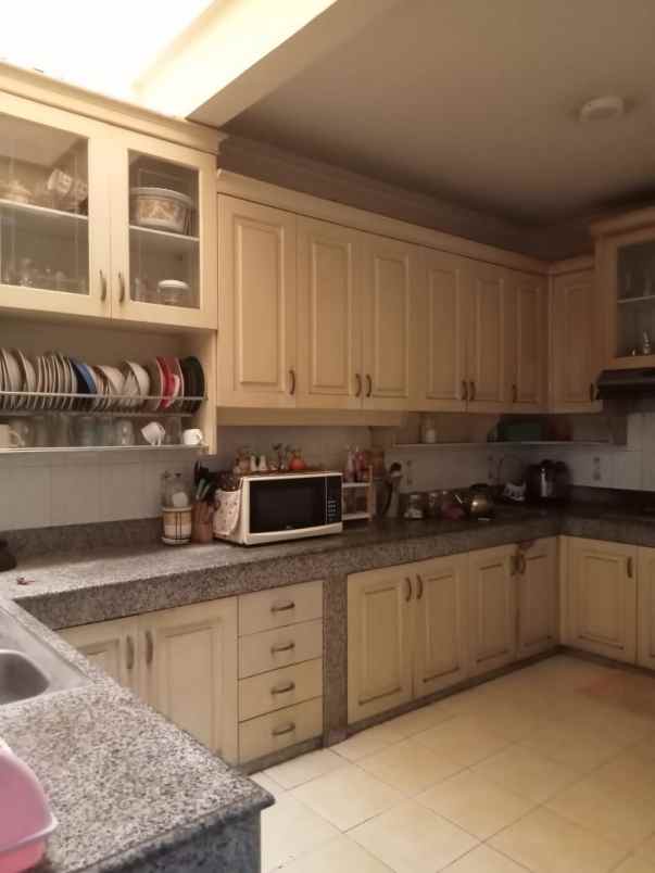 dijual central park mulyosari surabaya timur nego