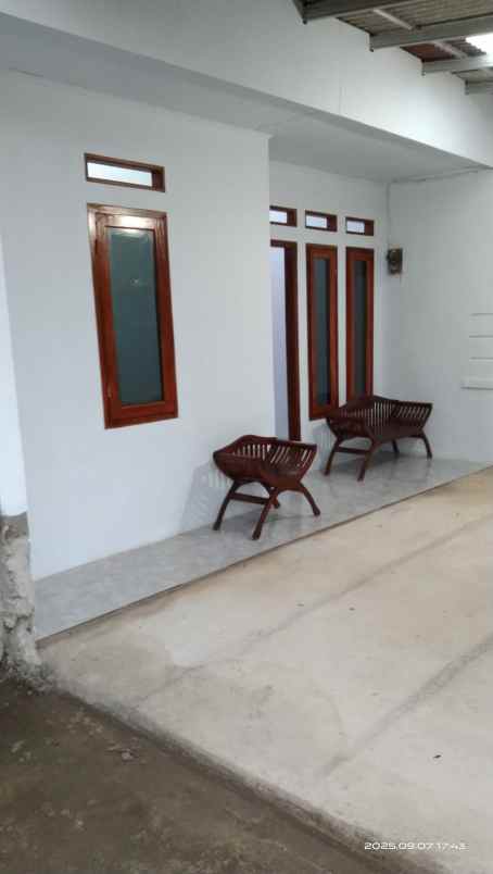 dijual cepat rumah siap huni