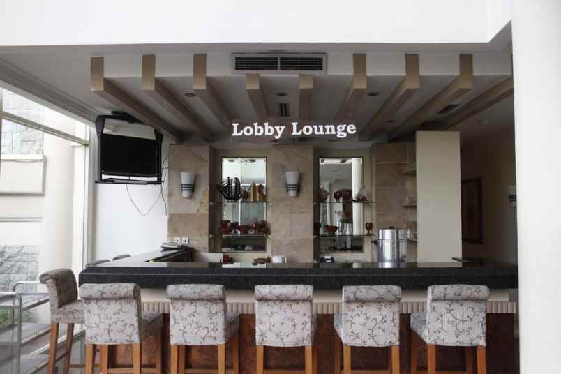 dijual hotel jl basuki rahmat kebonsari