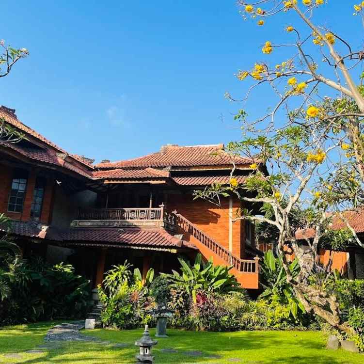 dijual hotel jl raya uluwatu