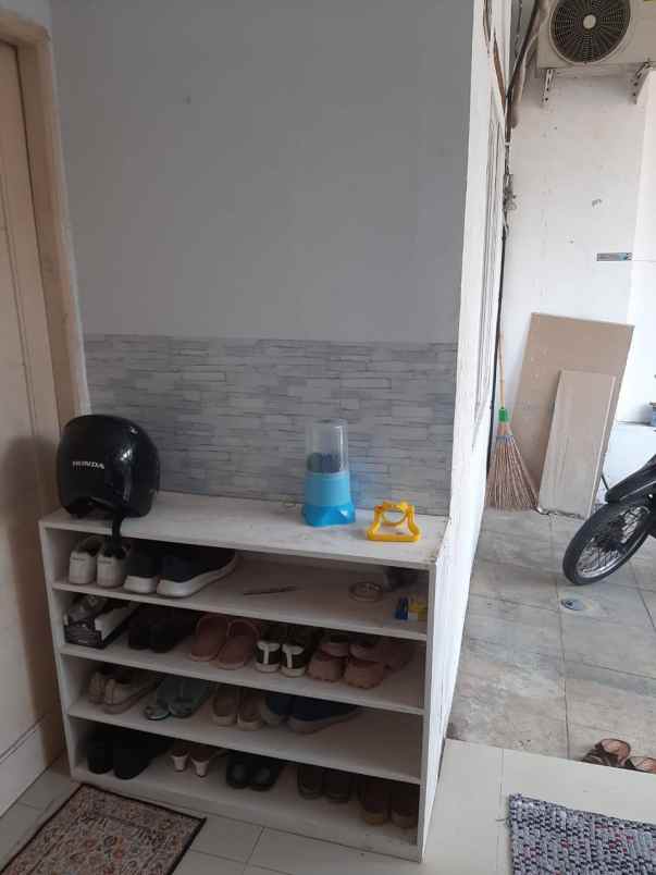 dijual kost bojongsari baru kota depok