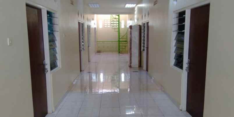 dijual kost dekat kampus atmajaya