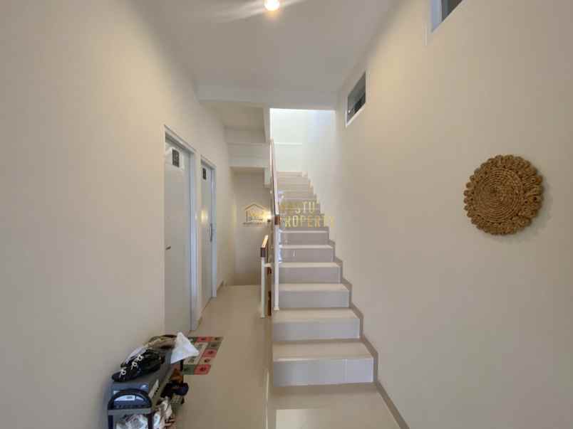 dijual kost ekslusif murah full furnished dekat ugm