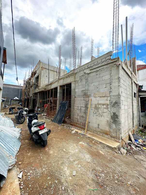 dijual kost jati padang