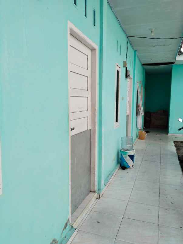 dijual kost jl pahlawan kerja