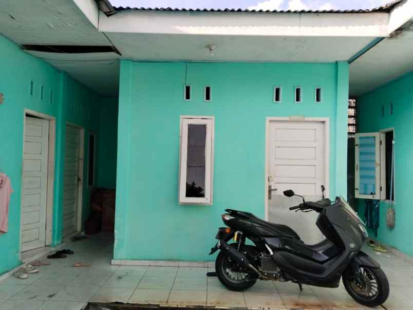dijual kost jl pahlawan kerja