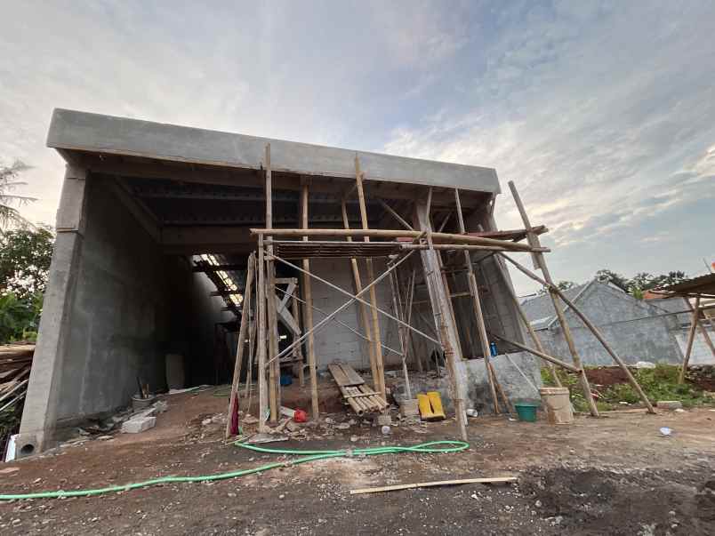 dijual kost kantor kelurahan kalisegoro