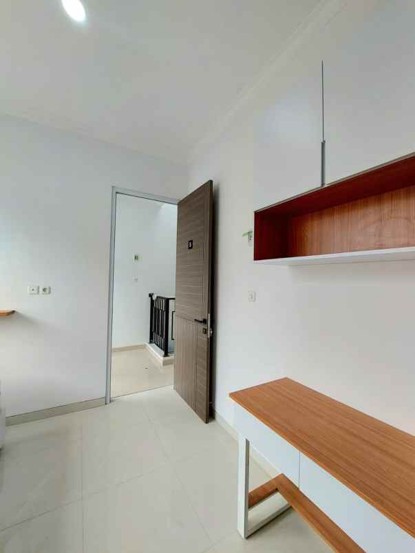 dijual kost tlogowaru malang city east