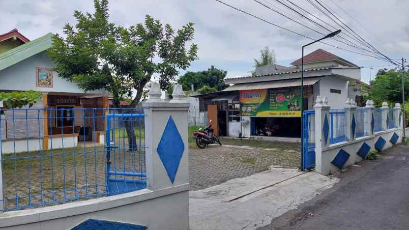 dijual murah tanah bonus rumah di tengah kota jogja