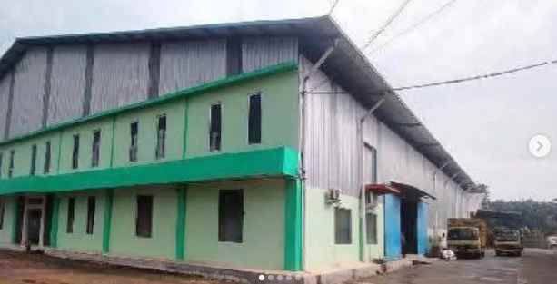 dijual pabrik strategis akses jalan counteiner 40 ft