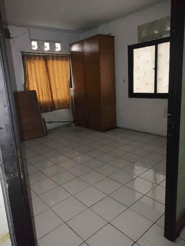 dijual ruko gudang kantor jalan bojong depok 2