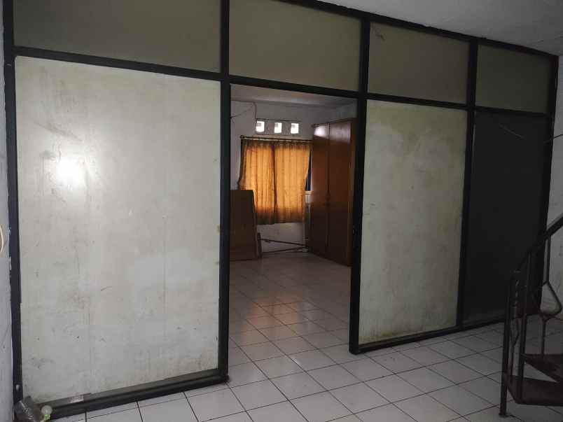 dijual ruko gudang kantor jalan bojong depok 2