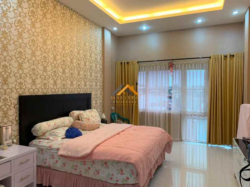 dijual ruko gudang kantor jalan karya cilincing