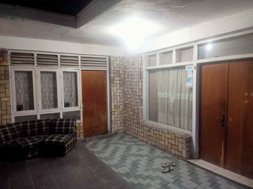 dijual ruko gudang kantor jl kebon bibit utara