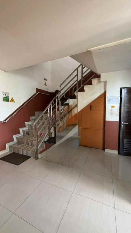 dijual ruko gudang kantor kawasan pergudangan taman