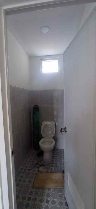 dijual ruko gudang kantor kebalen babelan