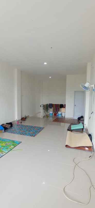 dijual ruko gudang kantor kebalen babelan