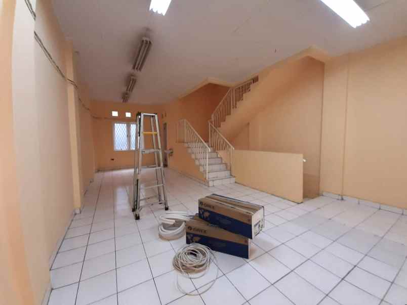 dijual ruko gudang kantor perumahan taman harapan