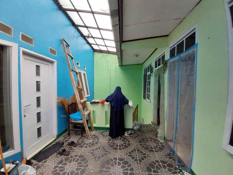 dijual rumah antapani