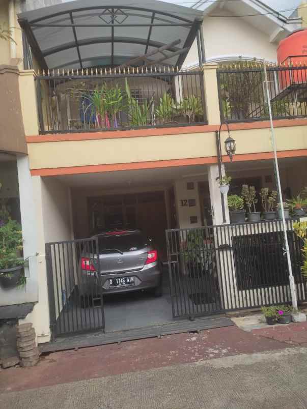 dijual rumah antapani bandung