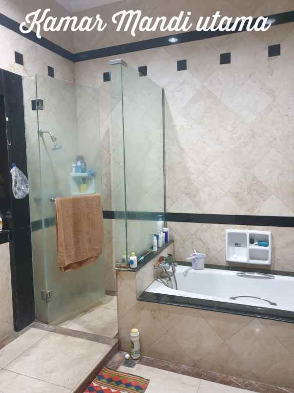 dijual rumah araya galaxy bumi permai