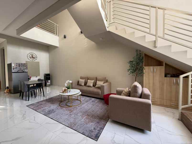dijual rumah araya galaxy bumi permai