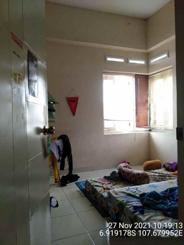 dijual rumah arcamanik