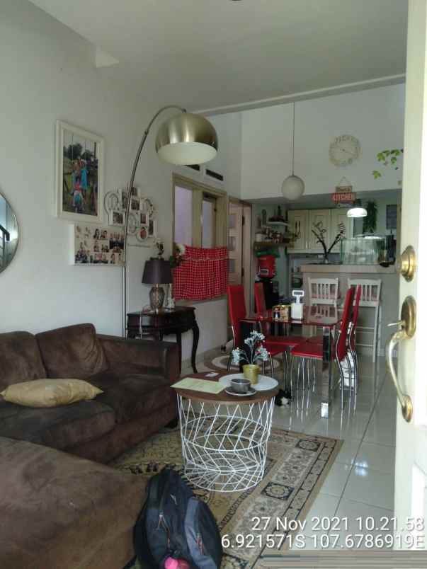 dijual rumah arcamanik