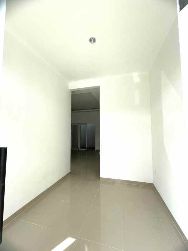 dijual rumah arcamanik