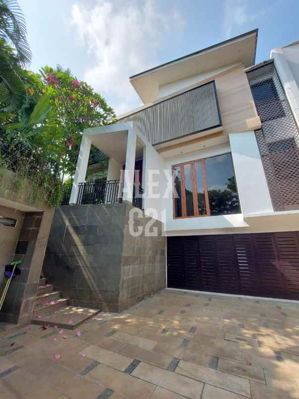 dijual rumah area kuningan jaksel