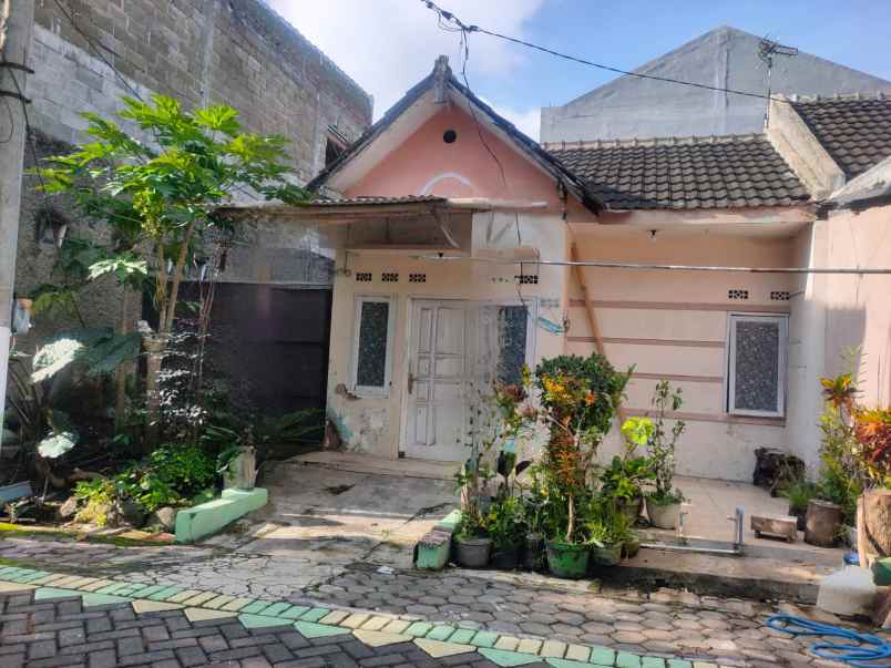 dijual rumah asrikaton pakis malang