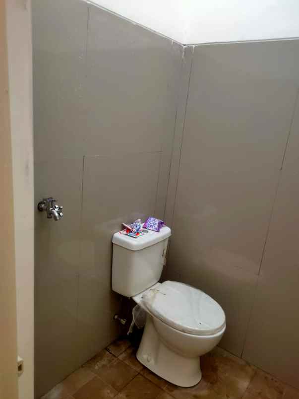 dijual rumah asrikaton pakis malang