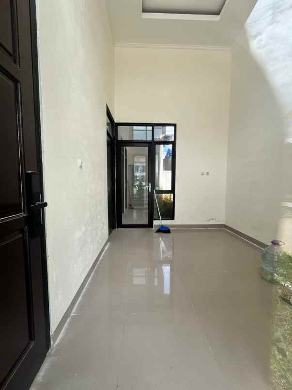 dijual rumah babakan madang bogor