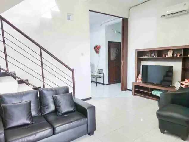 dijual rumah babatan pilang