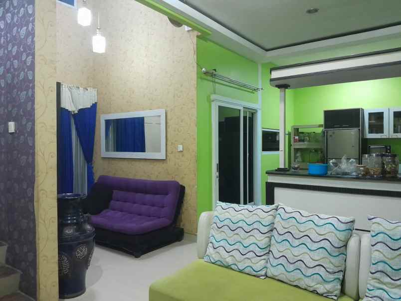 dijual rumah banyumanik