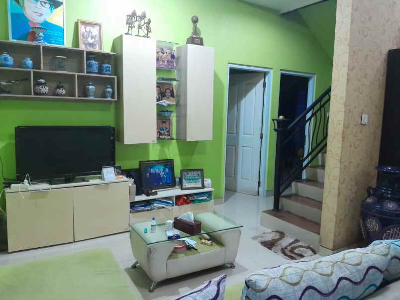 dijual rumah banyumanik