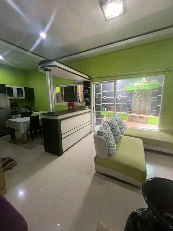 dijual rumah banyumanik