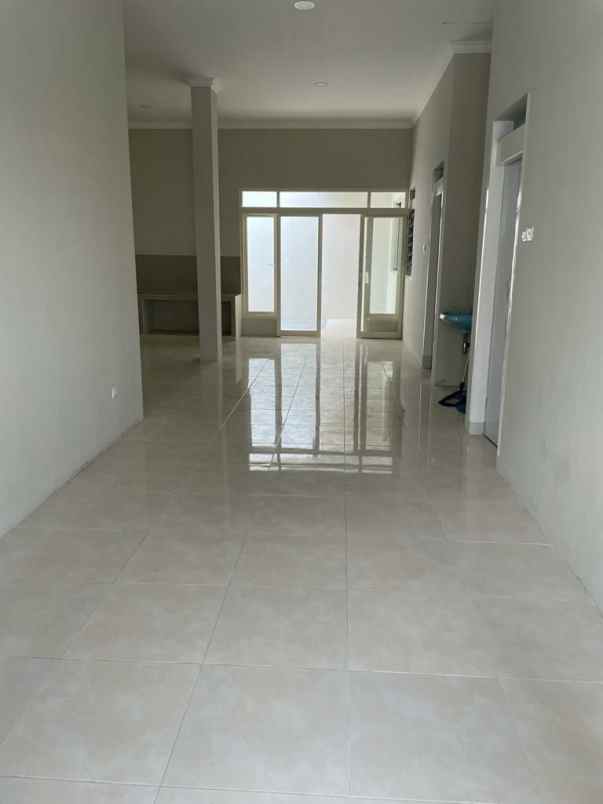 dijual rumah barata jaya