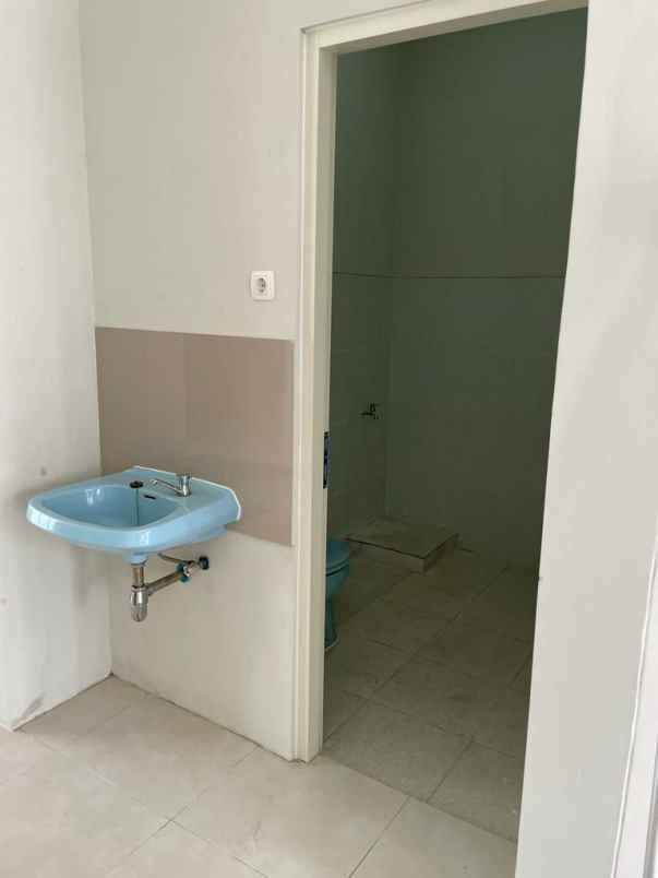 dijual rumah barata jaya