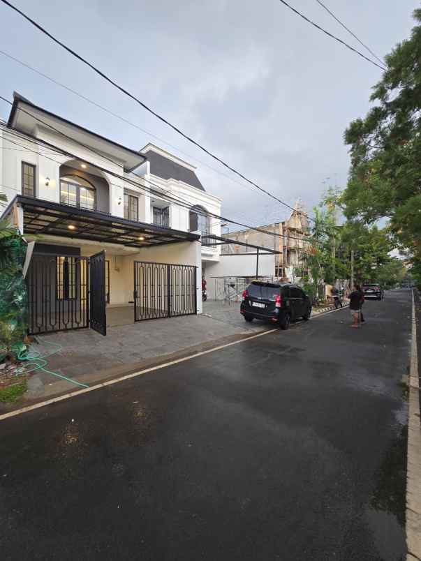 dijual rumah billymoon pondok kelapa