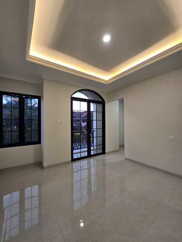 dijual rumah billymoon pondok kelapa