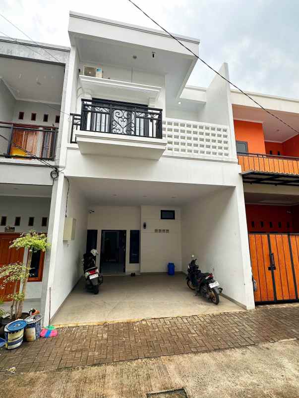 dijual rumah bintara