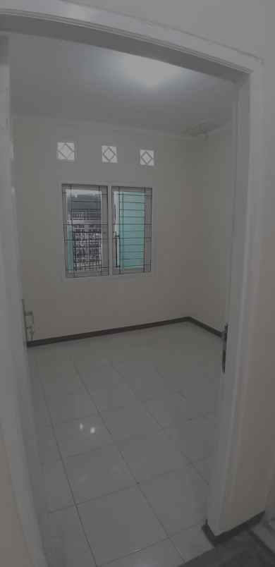 dijual rumah bintara bekasi barat