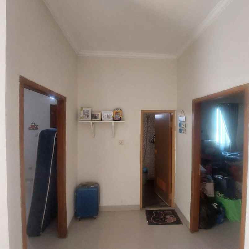 dijual rumah bintara jaya bekasi barat