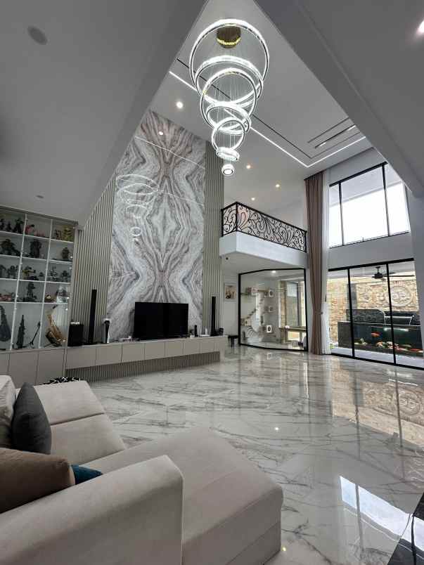 dijual rumah bintaro