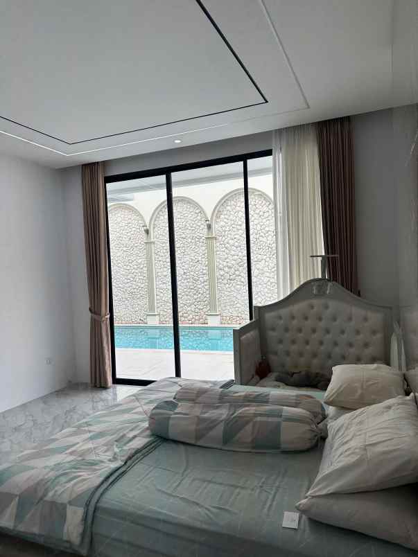 dijual rumah bintaro