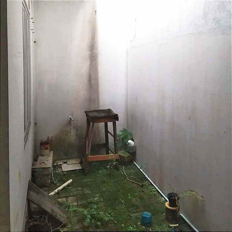 dijual rumah bumi alam tapos depok