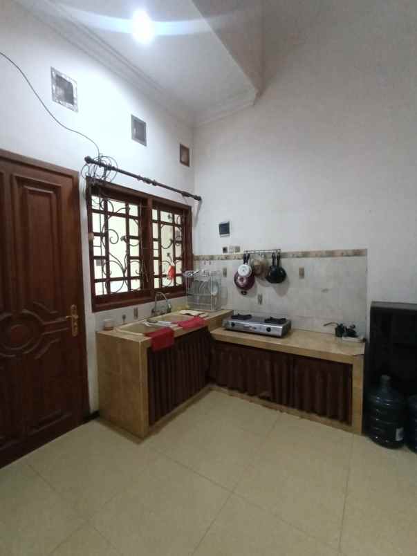 dijual rumah candi panggung jalan candi