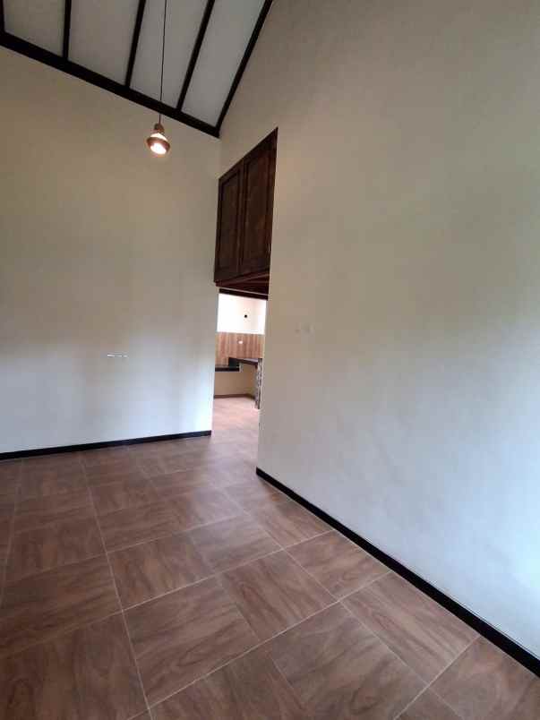 dijual rumah cemorokandang kedungkandang