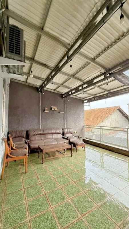 dijual rumah ciledug